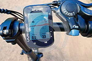 Taking readings from a bicycle computer. Bicycle computer for cycling