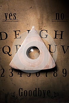 Talking board and planchette