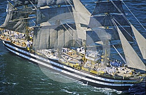 100 tall ship sailing down the Hudson River during the 100 year celebration for the Statue of Liberty, July 4, 1986