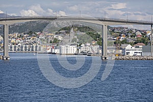 Taller span of Sorsund bridge, Kristiansund