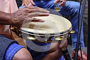 Tambourine being played by a ritimist