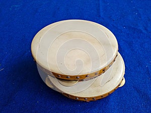 A tambourine percussion instrument to accompany the prophet's prayers for Muslims