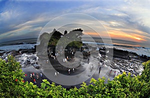 Tanah Lot Temple photo