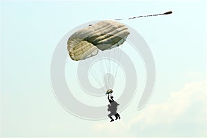 Tandem Parachute