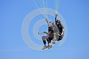 Tandem Paraglider