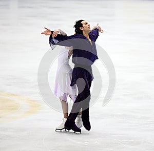 Tanith Belbin and Ben Agosto (USA)