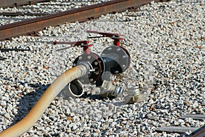 Tank car fill valve