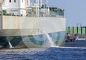 Tanker discharging ballast