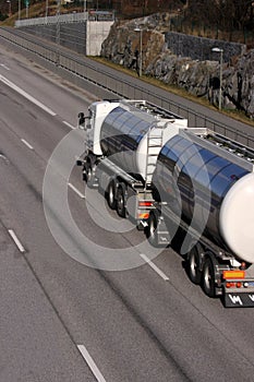 Tanker truck