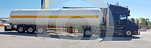 Tanker truck car for gass