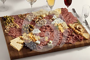 tantalizing charcuterie board, cured meats, assorted cheeses