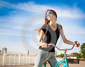 Tanya. bicycle city