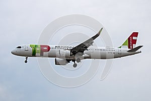 TAP Air Portugal Airbus A321LR Side View