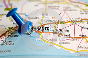 Taranto on map