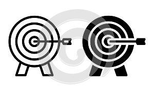 Target icon with outline and glyph style.