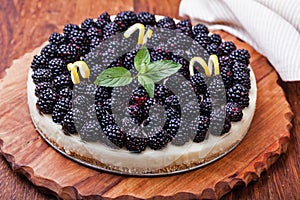 Tart with blackberry