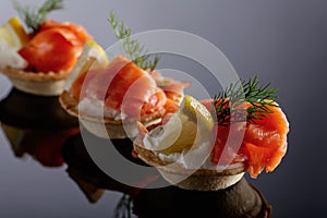 Tartlets with salmon.