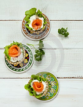 Tartlets with salmon