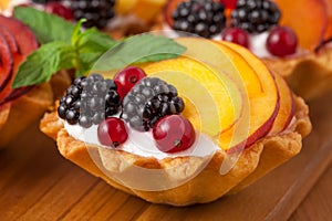 Tarts with froots