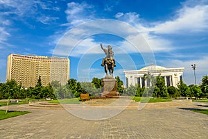 Tashkent Amir Timur Statue photo