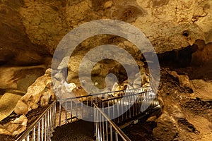 Taskuyu cave is located in Taskuyu Village, approximately 10 km northwest of Tarsus district of Mersin province. Taskuyu Cave in photo