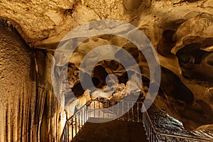 Taskuyu cave is located in Taskuyu Village, approximately 10 km northwest of Tarsus district of Mersin province. Taskuyu Cave in photo