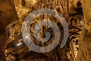 Taskuyu cave is located in Taskuyu Village, approximately 10 km northwest of Tarsus district of Mersin province. Taskuyu Cave in photo