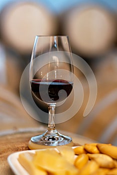 Tasting of rioja wines, visit of winery cellars with french or american oak barrels with agening red wine, Rioja wine making