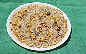 Potato chivda snack