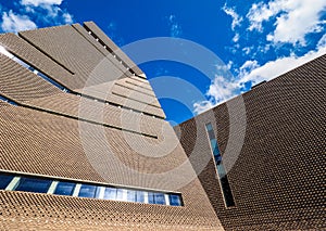 Tate Modern Tavatnik Building in London, hdr