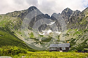 Tatranská Lomnica, Tatry, Slovensko - Panoramatický výhled na Lomnický štít ve slovenských Tatrách - Lomický štít - vidět