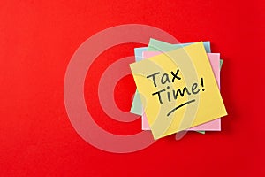 Tax time - Notification of the need to file tax returns and tax form