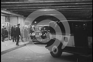 Taxis unloading passengers at Grand Central Station, New York City