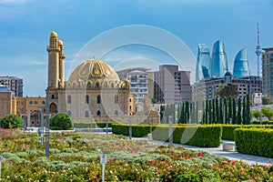 Taza Pir Mosque in Baku, Azerbaijan photo