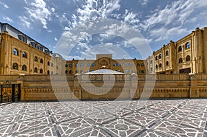 Taza Pir Mosque - Baku, Azerbaijan photo