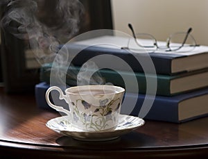 Tea and books img