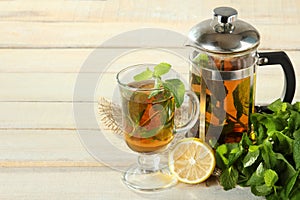 Tea with mint and lemon