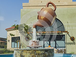 Tea pot fountain in the plaza