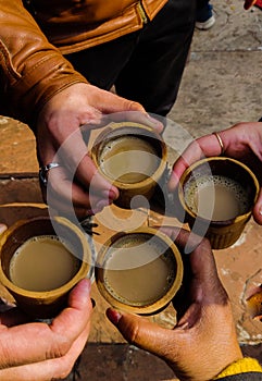 Tea selling friends mud glass container