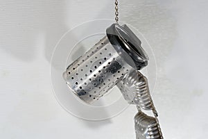 Tea strainer is indispensable in the kitchen for the preparation of fresh tea
