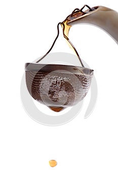 Tea-strainer macro
