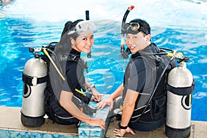 Teacher and student in a diving school