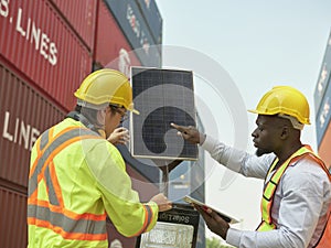 Team Engineer service check installation solar cell