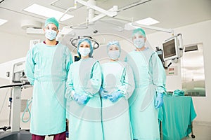 Team of surgeons ready to operate