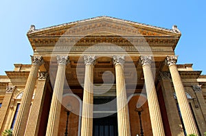 Teatro massimo, palermo, neoclassical style