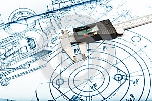 Technical plans with a caliper on the main plan - Zoom in on the caliper