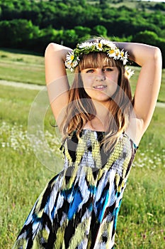 Teen wearing wreath