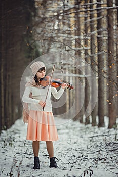 Teenage girl portrait with violin