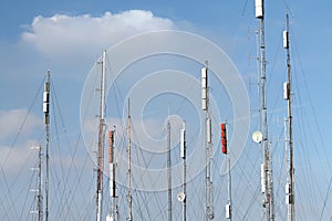 Telecommunication antennas