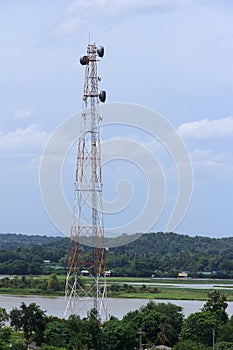 Telecommunication mast
